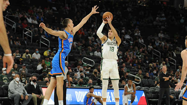 Aleksej Pokusevski, Milwaukee Bucks